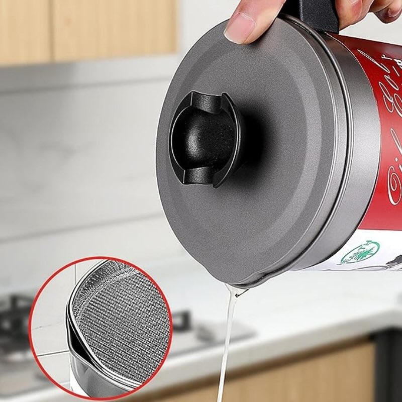 1.4L Fryer Oil Filter Pot | Carbon Steel Body with Stainless Steel Strainer & Lid | Kitchen Oil Storage Jug - Flashkart Pakistan