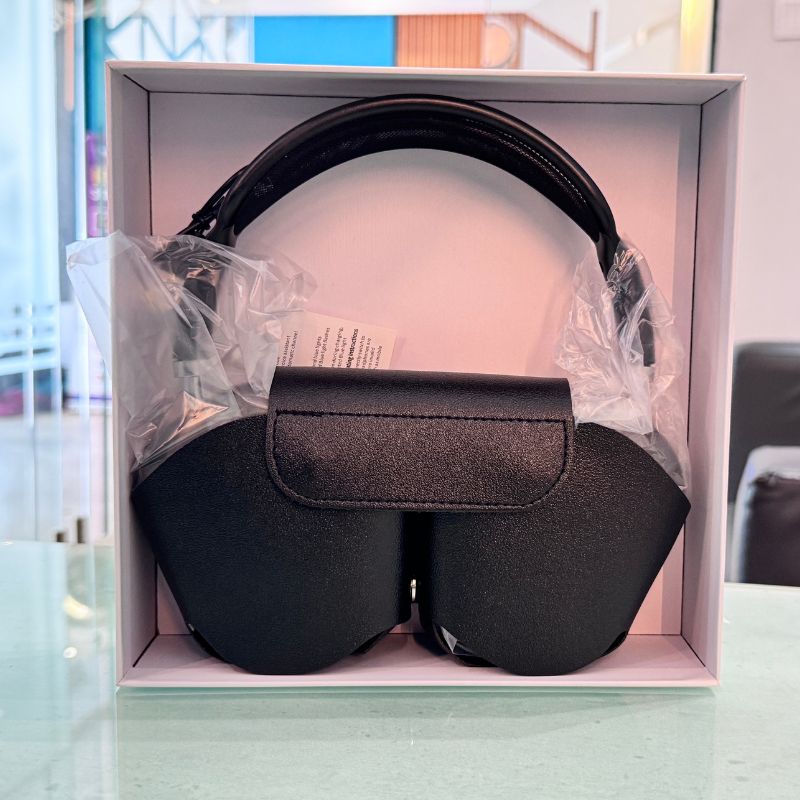 AirPods Max Wireless Over - Ear Headphones | Active Noise Cancelling, Spatial Audio | Random Color - Flashkart Pakistan