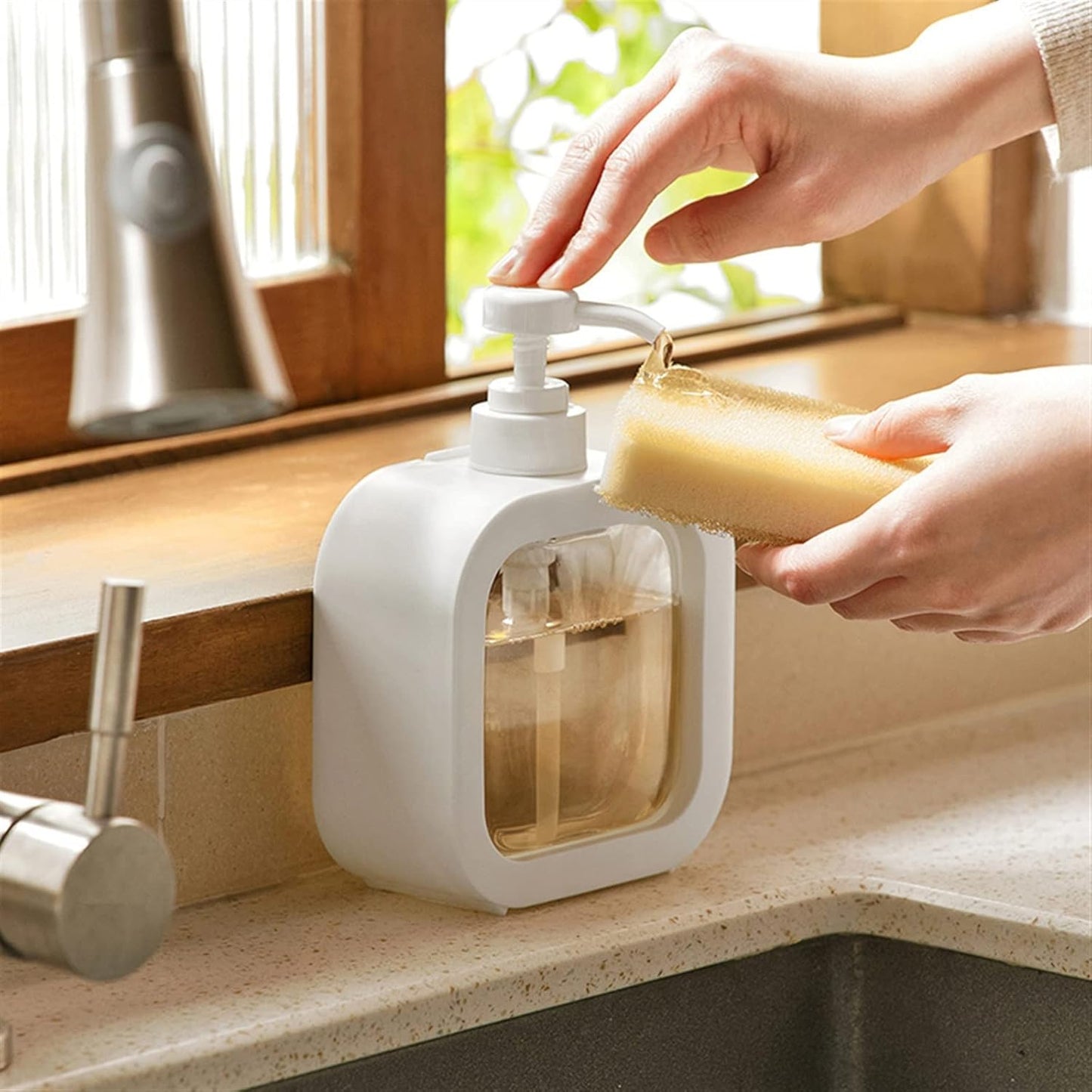 Portable Refillable Soap Dispenser Bottle (300/500ml) | Leak - Proof Pump Bottle for Kitchen, Bathroom, or Shower - Flashkart Pakistan